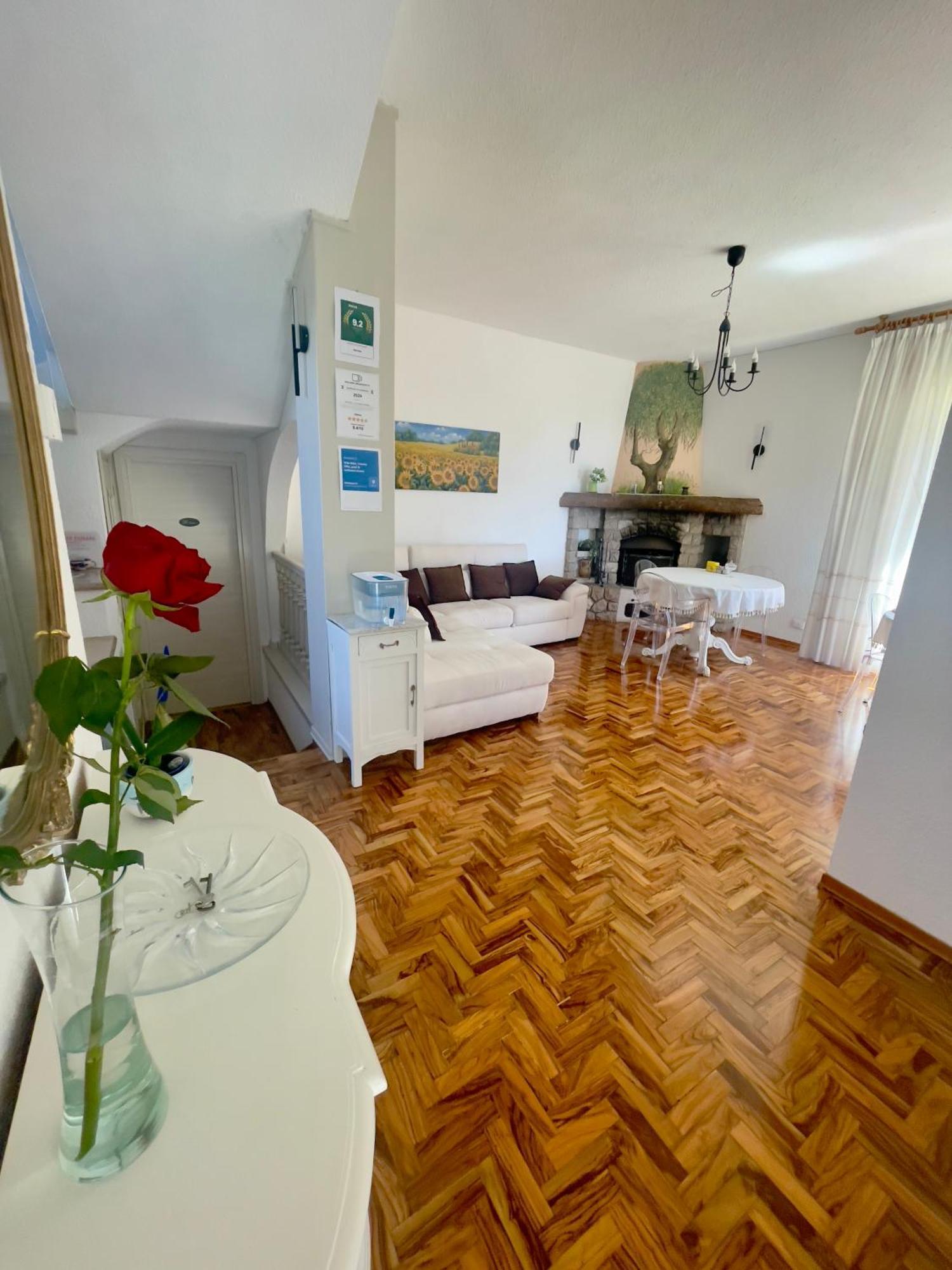 Villa Gaia - B&B La Finestra Sul Mare exclusive Villa&guest house Bordighera Extérieur photo