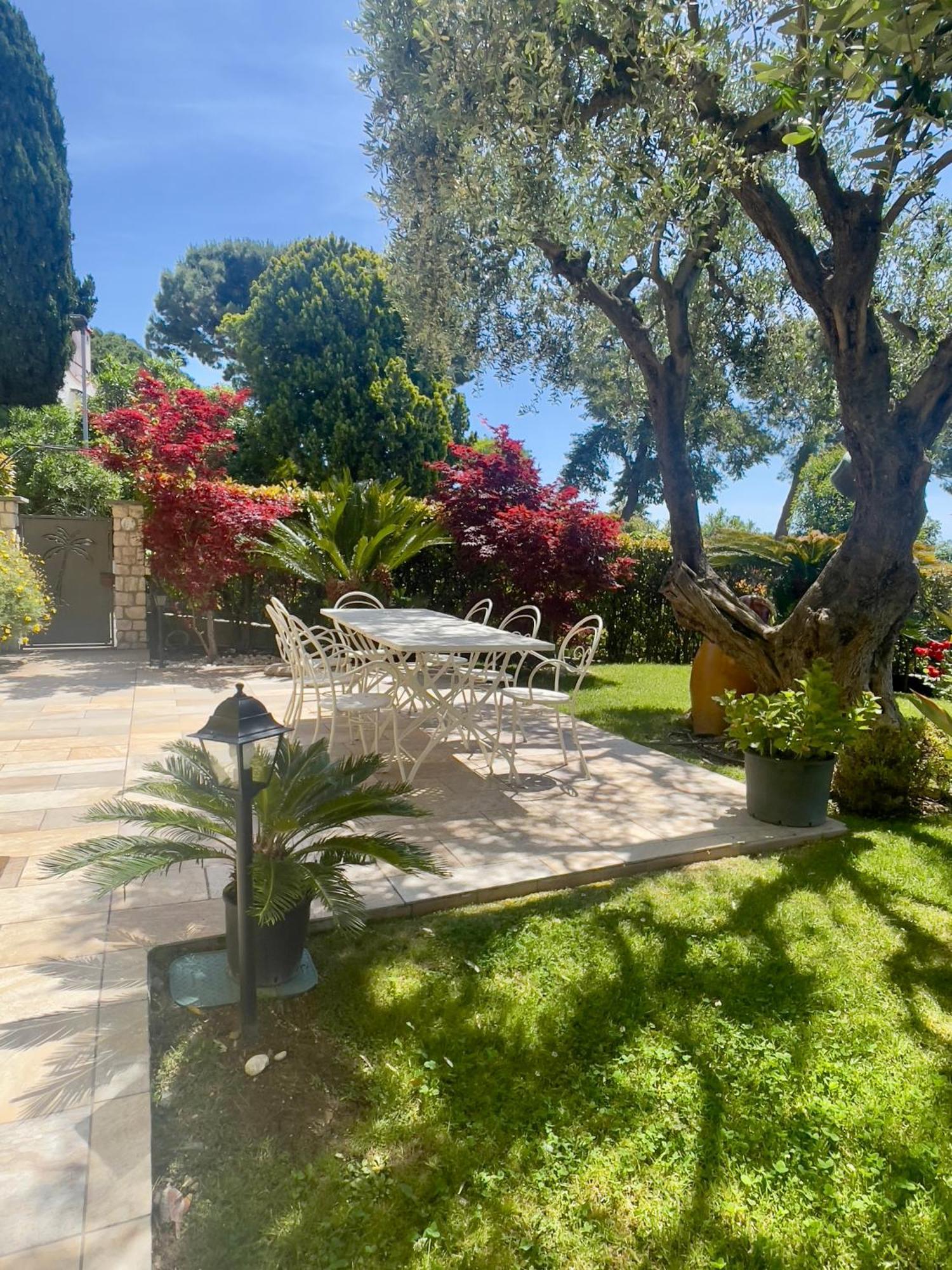 Villa Gaia - B&B La Finestra Sul Mare exclusive Villa&guest house Bordighera Extérieur photo